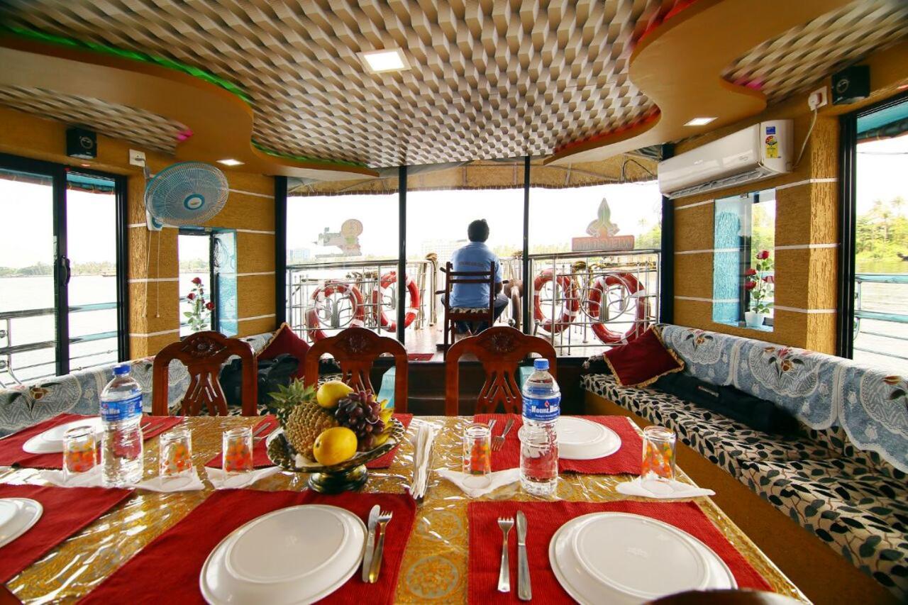 Hotel Marari Houseboat Mararikulam Exteriér fotografie