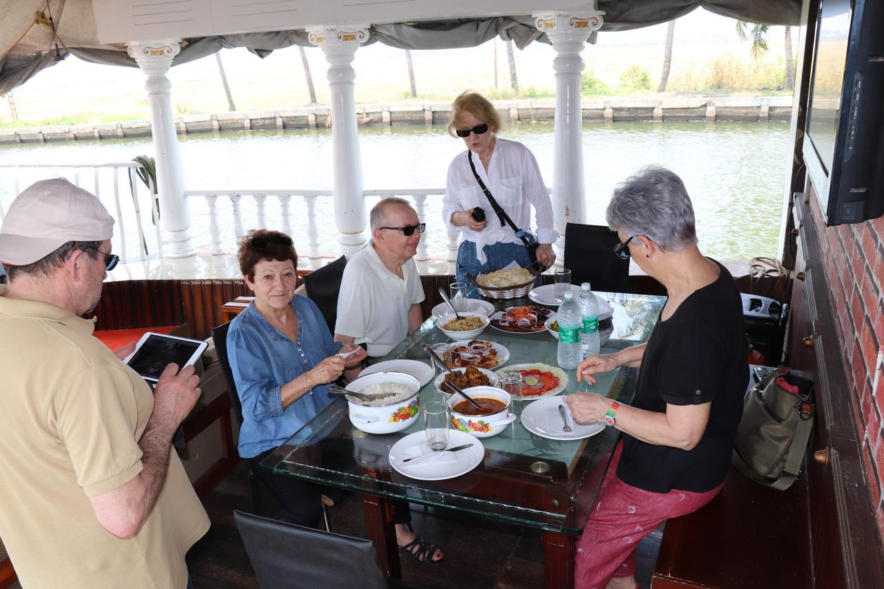 Hotel Marari Houseboat Mararikulam Exteriér fotografie