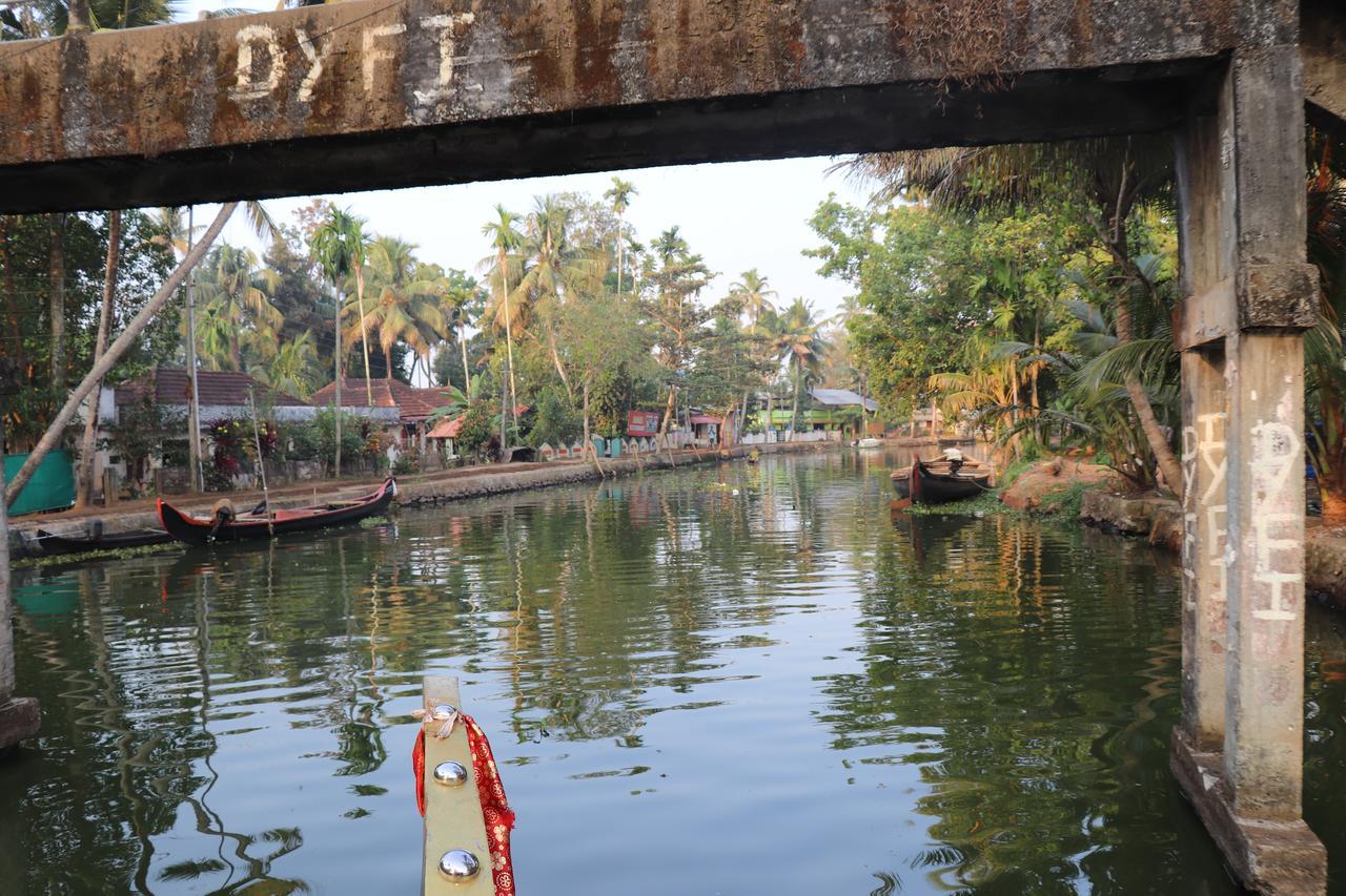 Hotel Marari Houseboat Mararikulam Exteriér fotografie